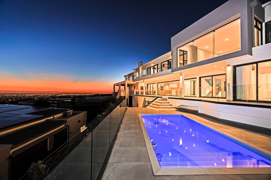 5 Bedroom Property for Sale in Baronetcy Estate Western Cape